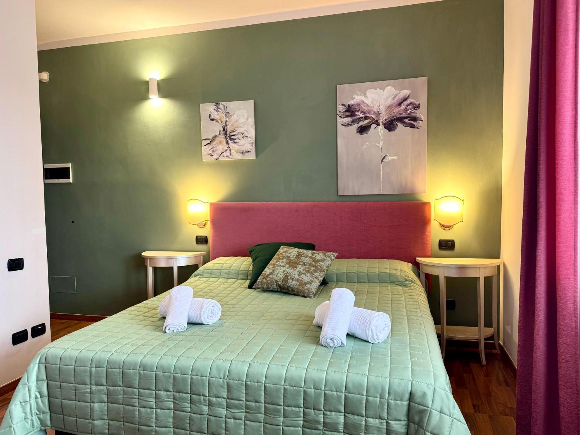 Welcome Traveller Frida'S Rooms Caprino Veronese Exterior foto